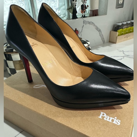 Christian Louboutin Shoes - Christian Louboutin Pigalle Plato Heels